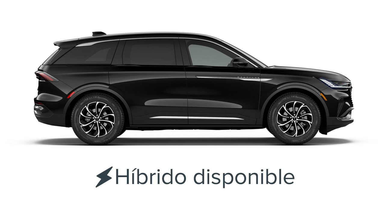 Se muestra una Lincoln Nautilus® 2026 con color exterior en negro infinito