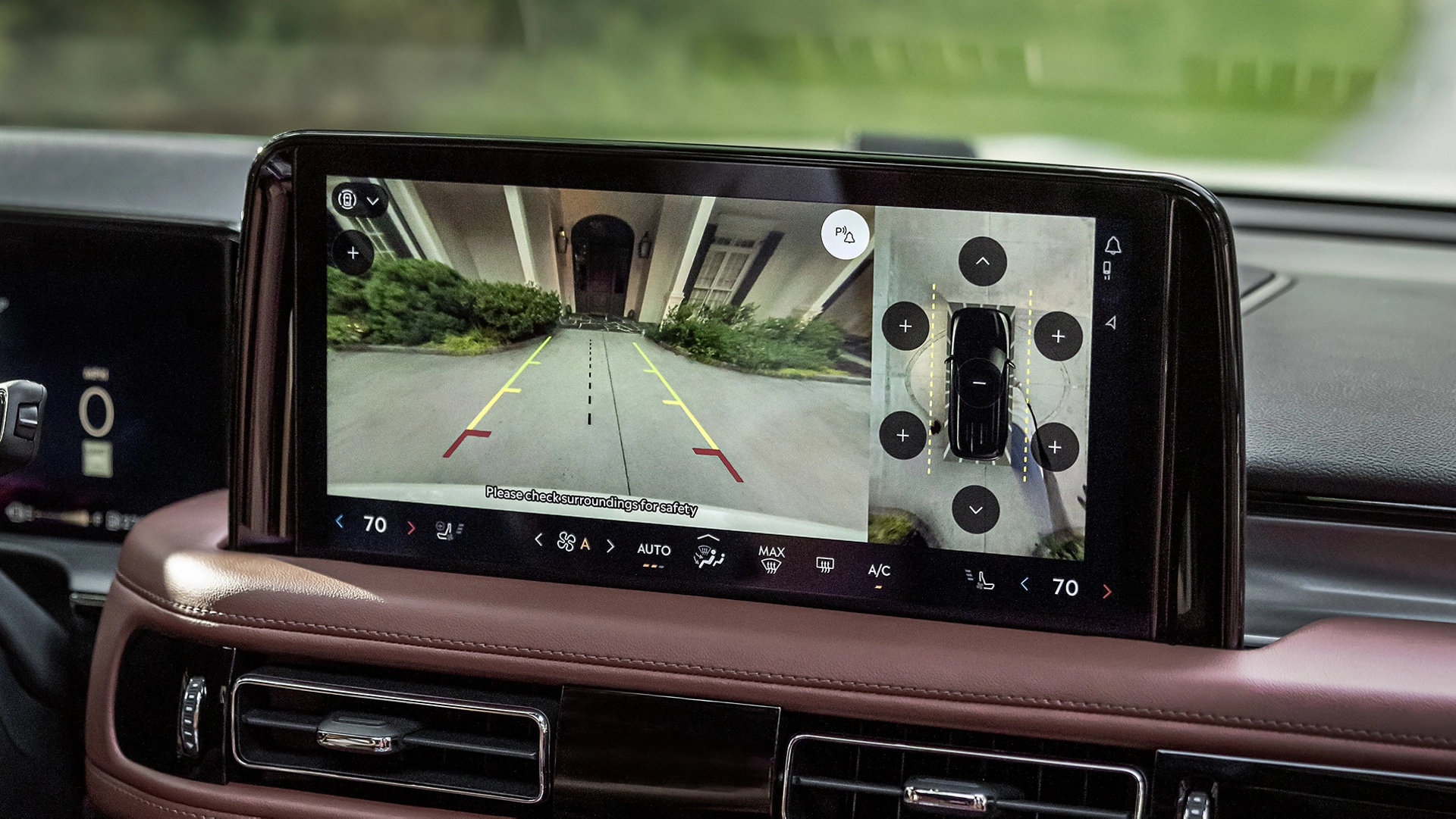 The 360 Degree camera system shows what is behind a 2025 Lincoln Aviator® SUV in the center touch screen