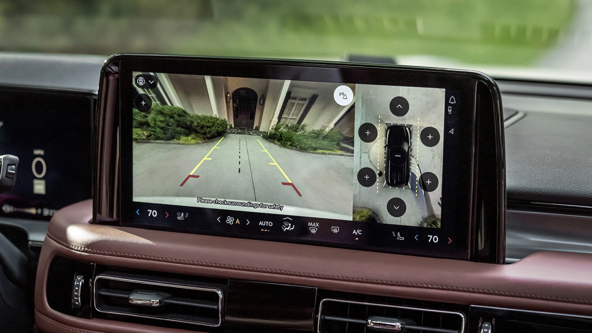 The 360 Degree camera system shows what is behind a 2025 Lincoln Aviator® SUV in the center touch screen