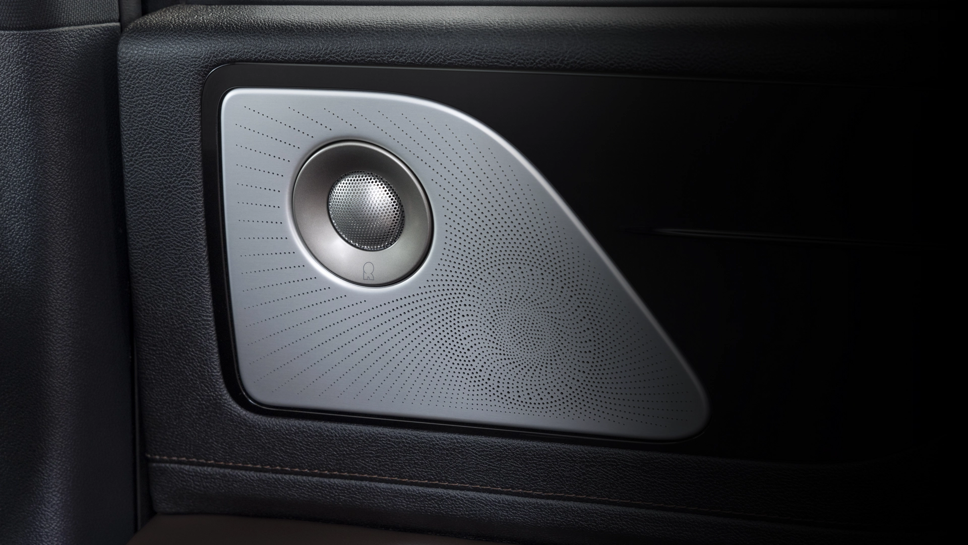 The Available Revel® Ultima 3D Audio System inside the 2025 Lincoln Aviator®.