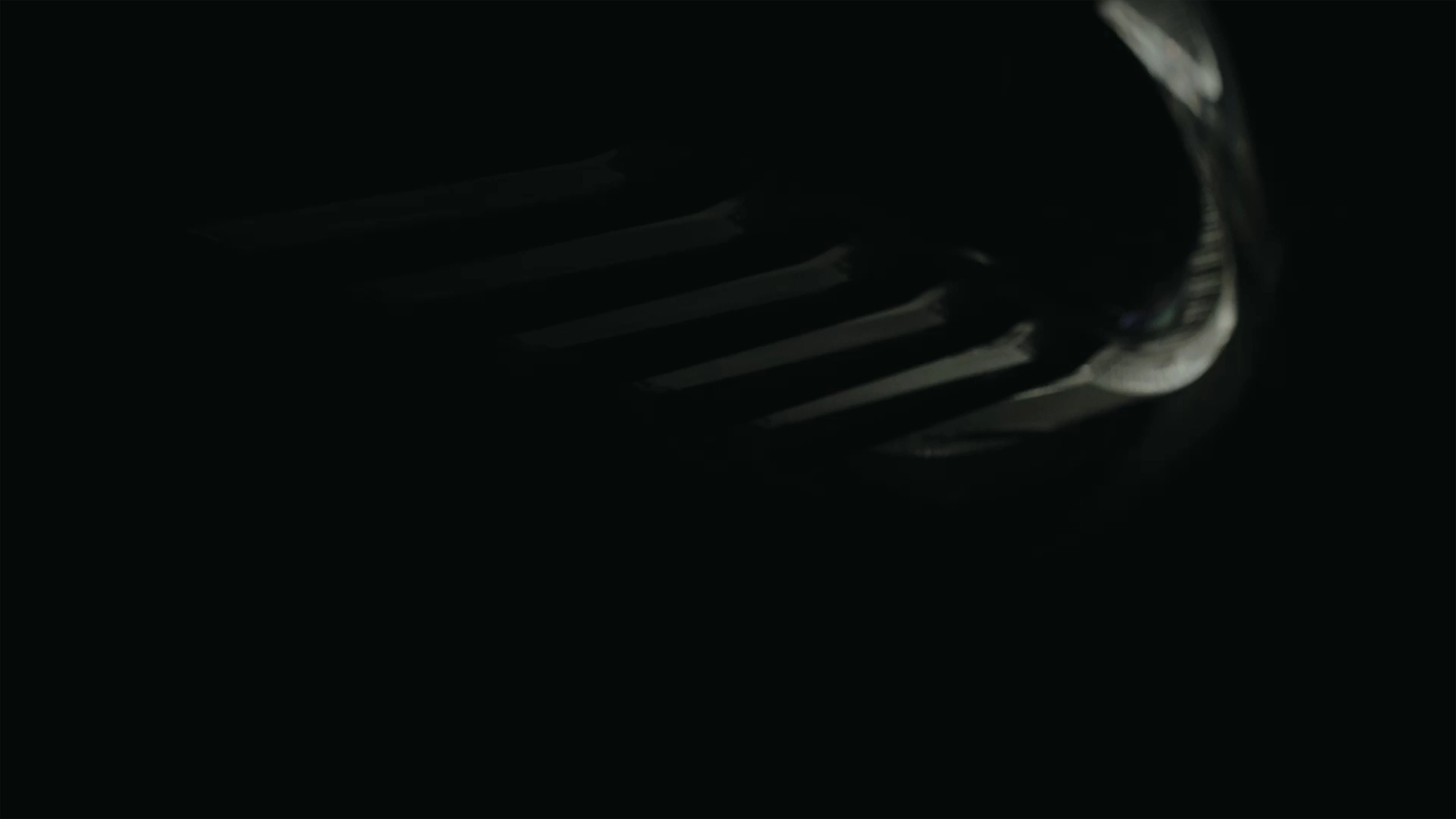 The Lincoln Embrace lighting sequence begins on a 2026 Lincoln Aviator® SUV